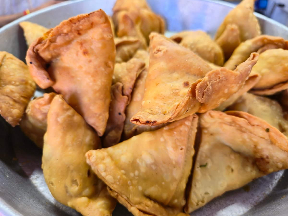 Golden sambusa pastries from the Hamdi Coffee kitchen